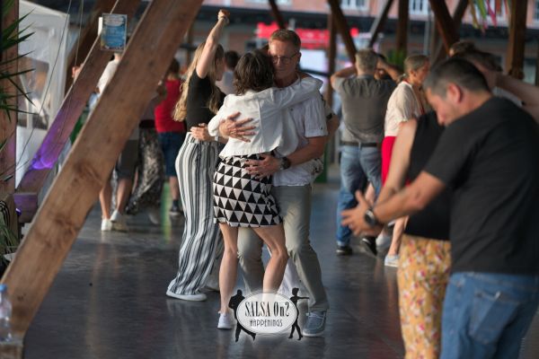 dsc-64575CE132B4-0F18-5A72-2053-9ADA339146F6.jpg